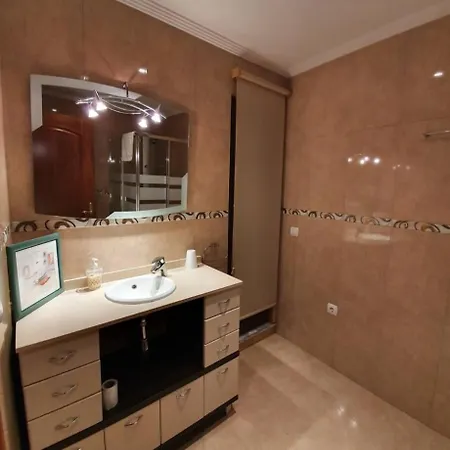 El Balcon De Catedrales شقة